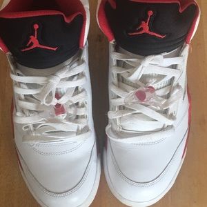 Jordan fire red 5 black